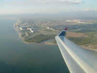 PB280805.JPG (355971 bytes)